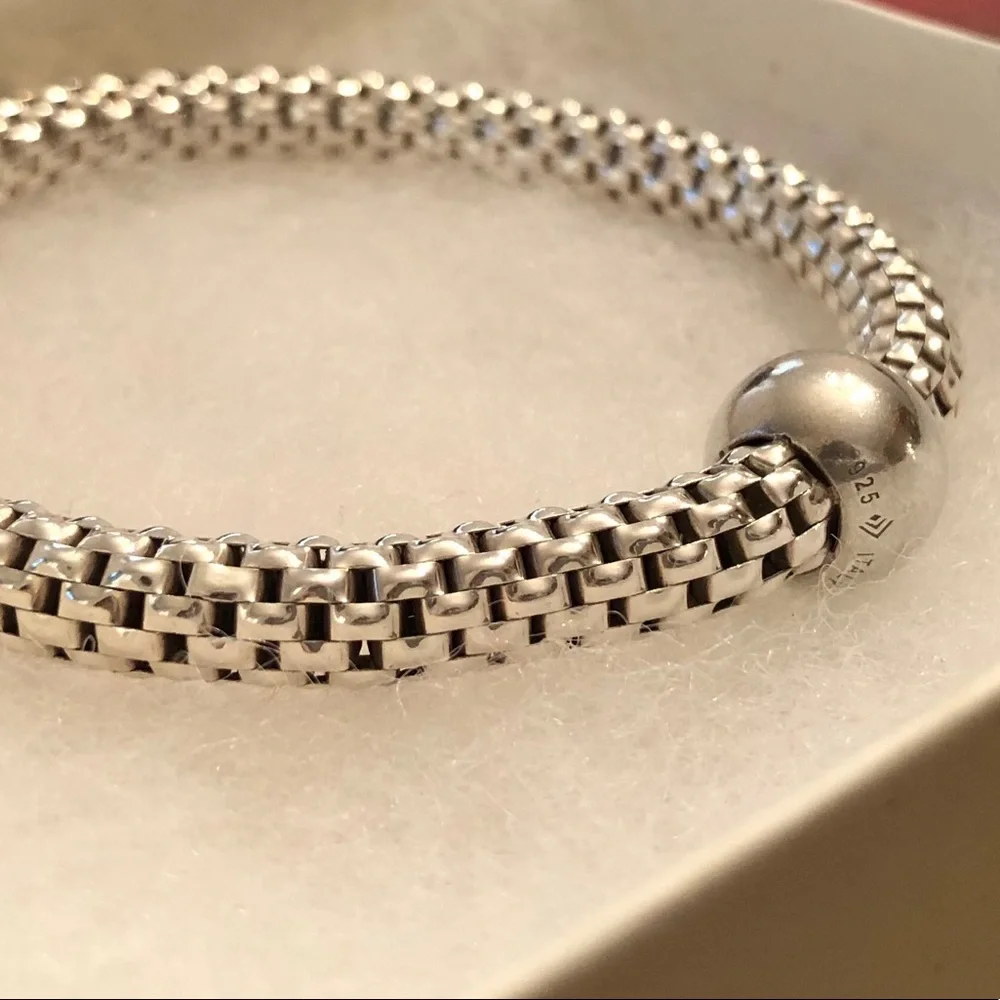 Silpada “Sterling Chic” Sterling Silver Stretch Bracelet B2788